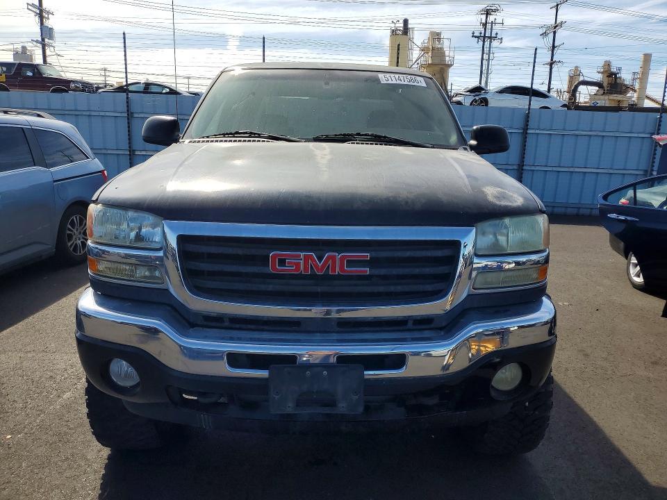 2004 GMC Sierra C2500 Heavy Duty