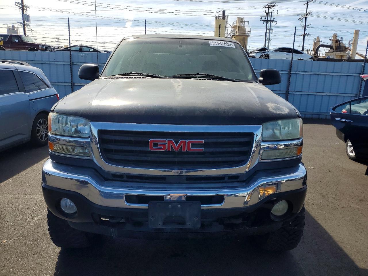 2004 GMC Sierra C2500 Heavy Duty