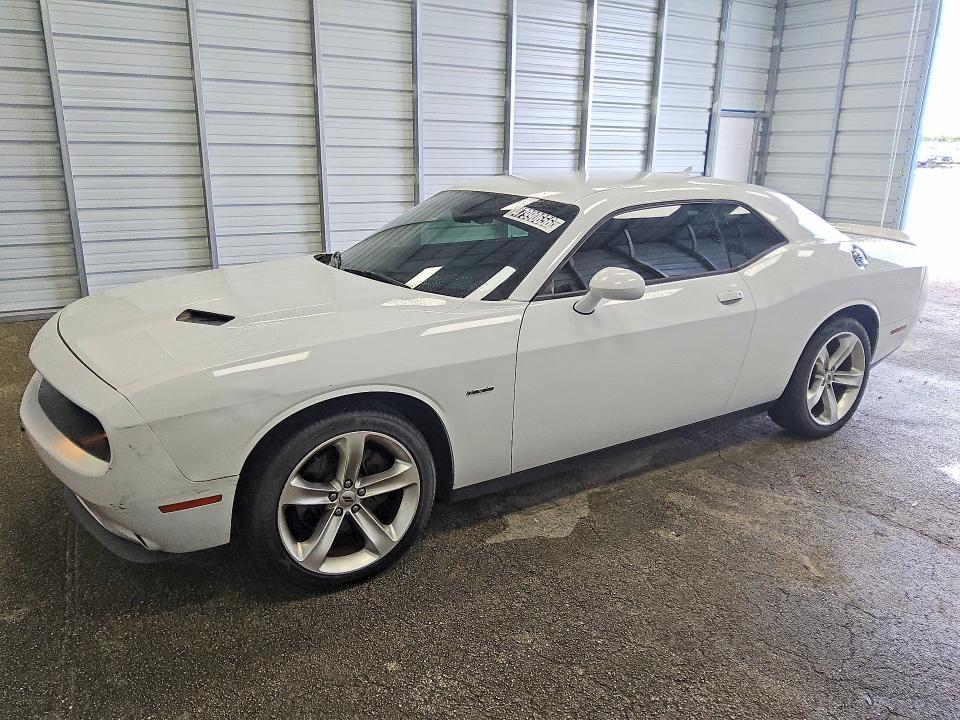2018 Dodge Challenger r