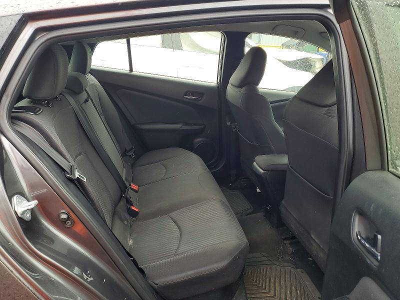 2016 Toyota Prius two