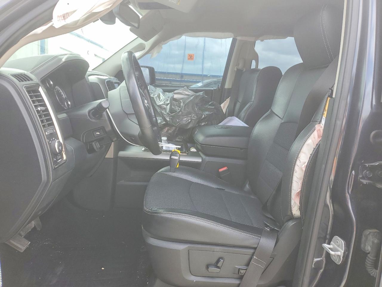 2014 Dodge RAM 1500 Sport