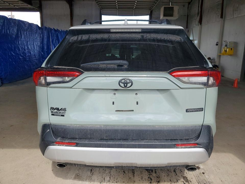 2022 Toyota Rav4 Adventure