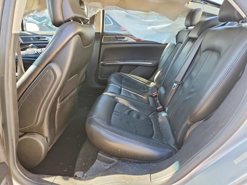 2014 Lincoln Townhouse MKZ