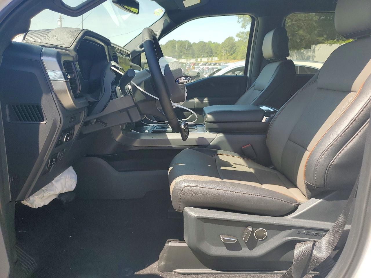 2025 Ford F150 Lariat