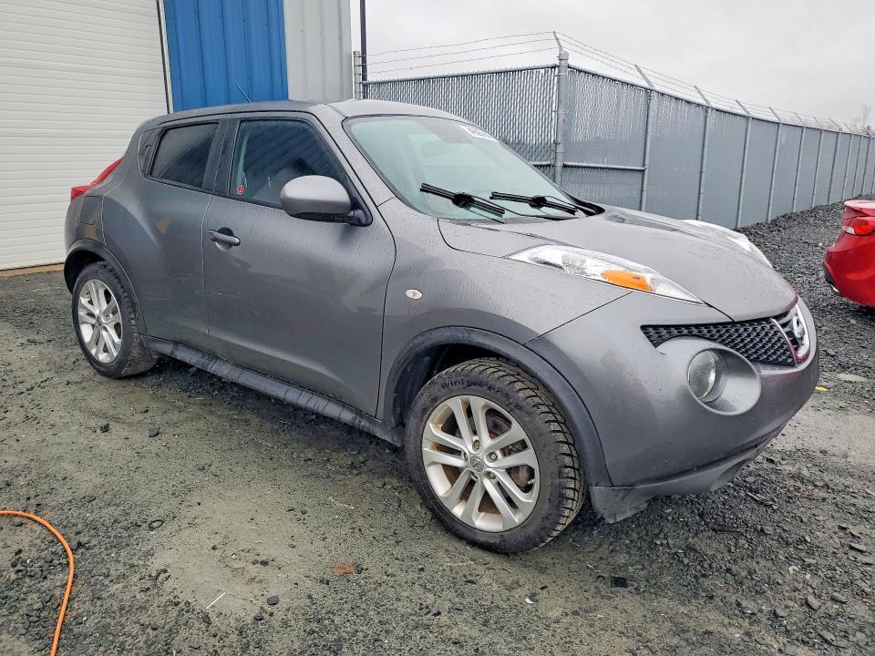 2013 Nissan Juke s