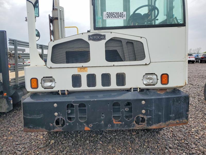 2016 Autocar Xspotter Yard Truck