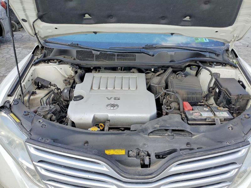 2010 Toyota Venza awd V6