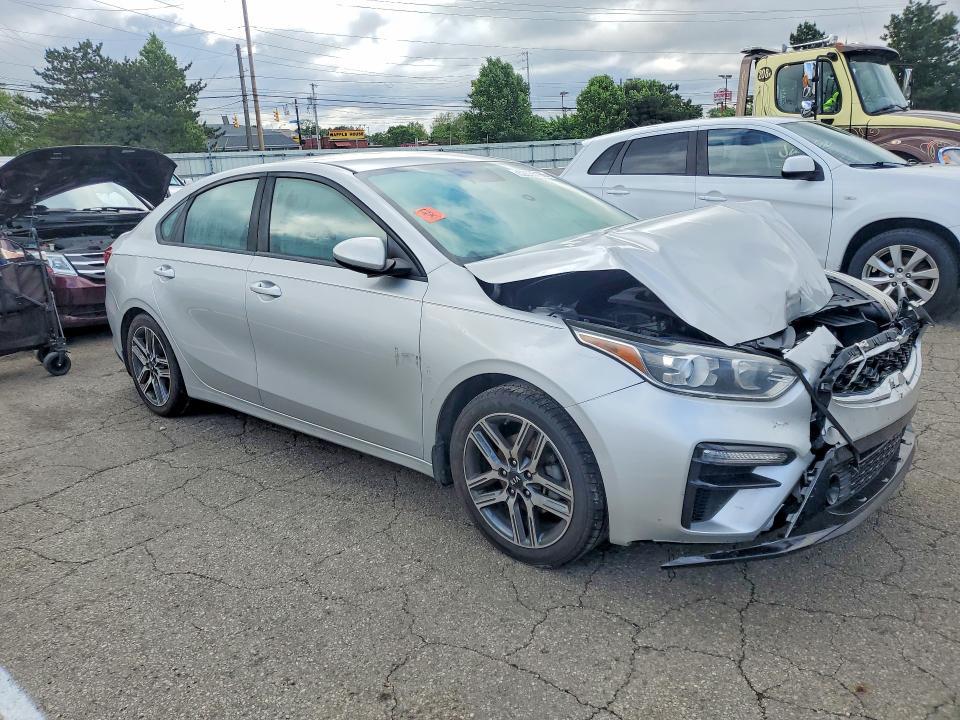 2019 KIA Forte s