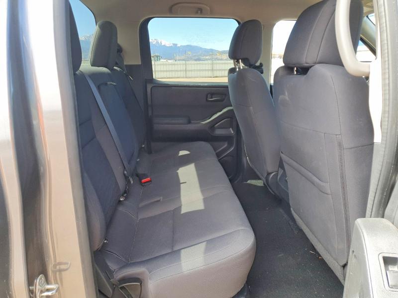 2022 Nissan Frontier S