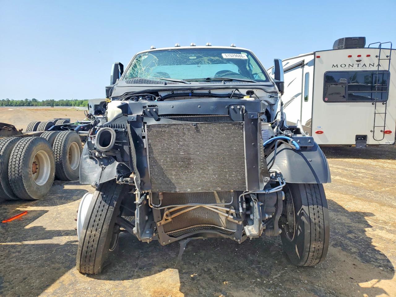 2023 Ford F650