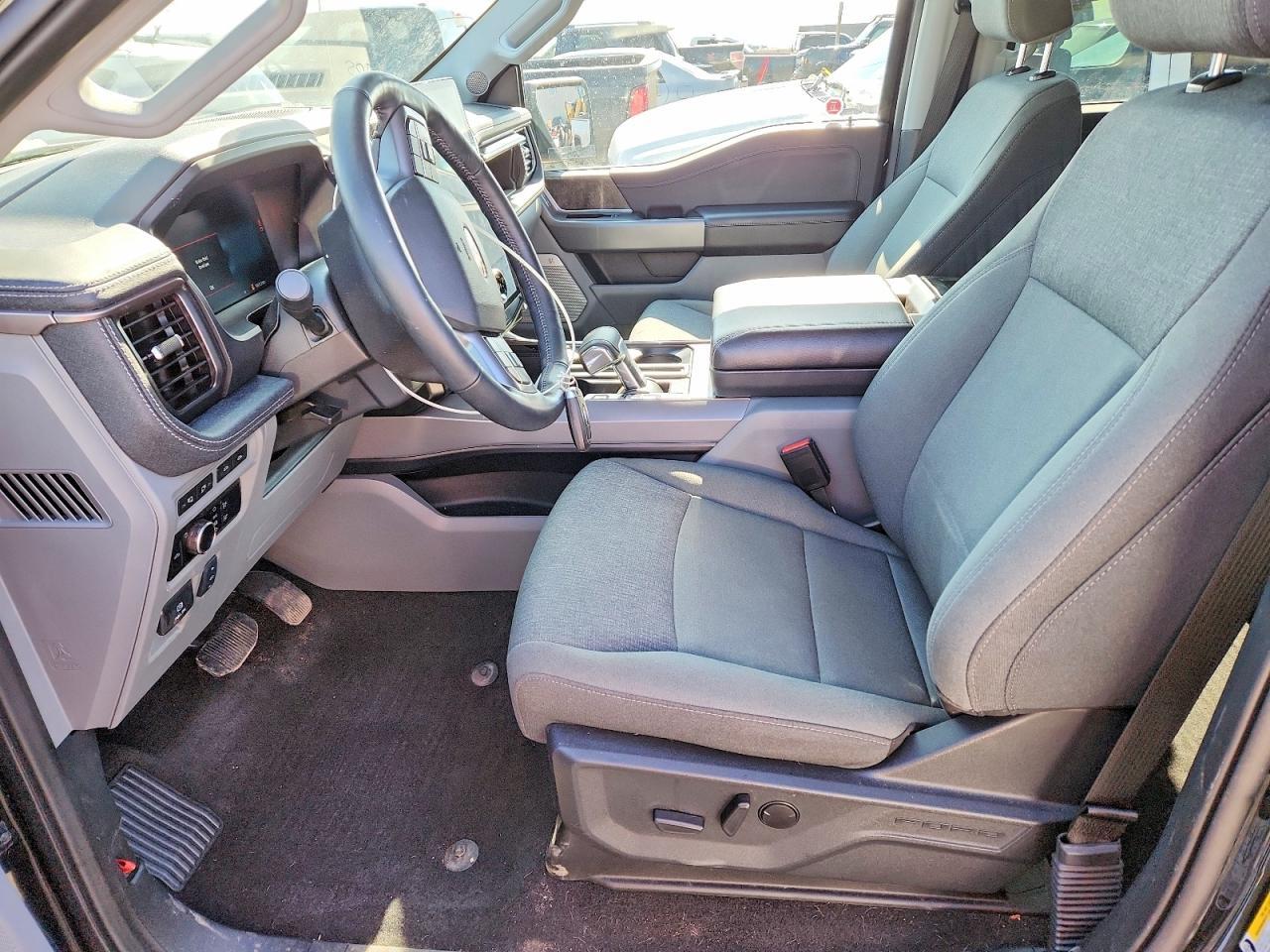2024 Ford F150 Lightning XLT