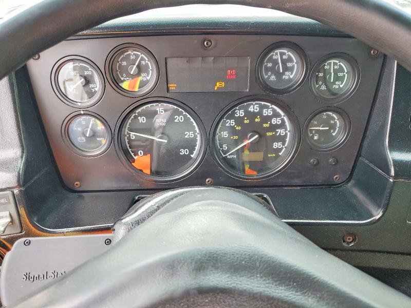 2006 Sterling AT 9500