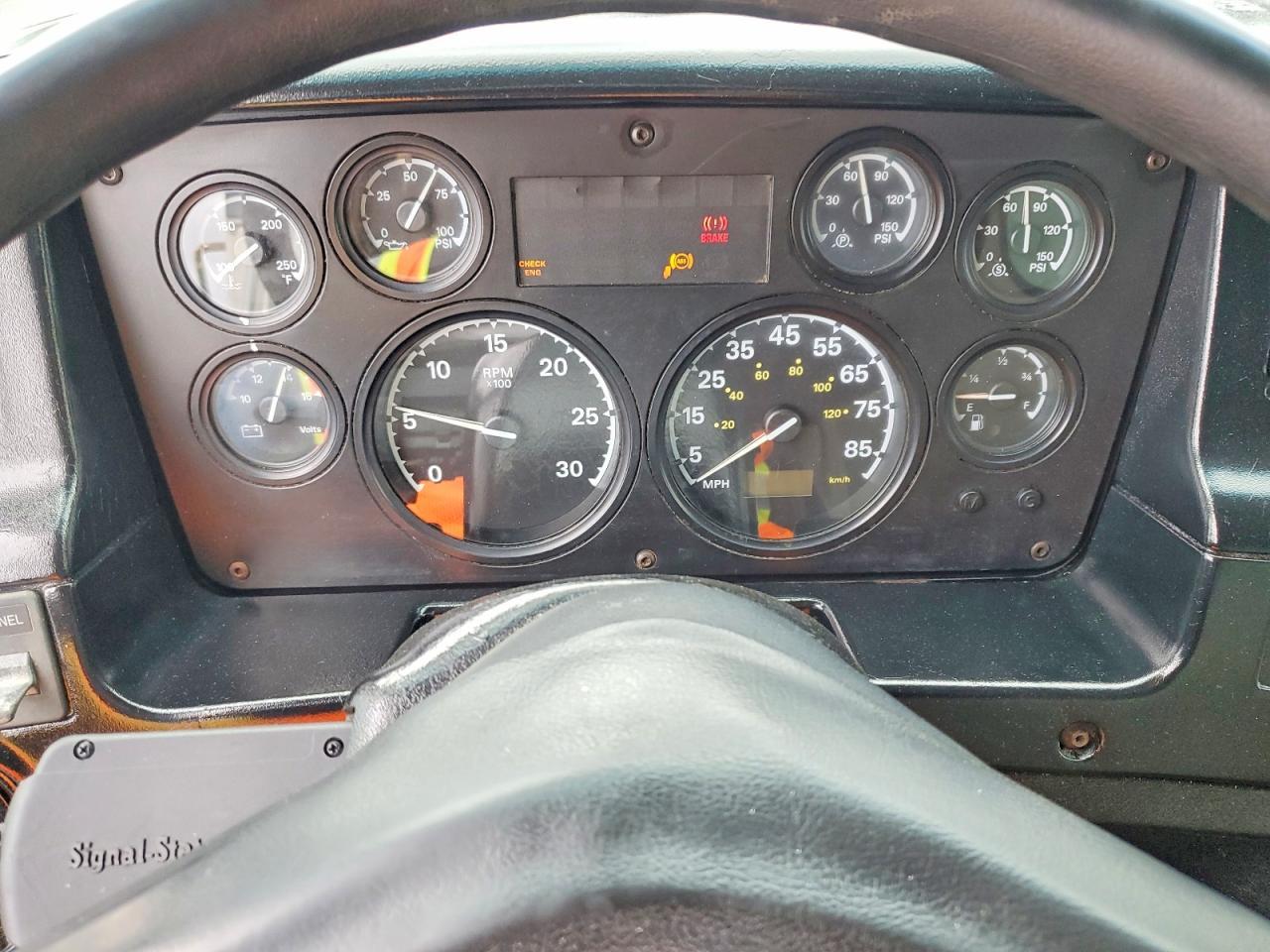 2006 Sterling AT 9500