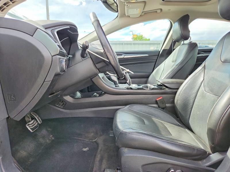 2014 Ford Fusion Titanium hev