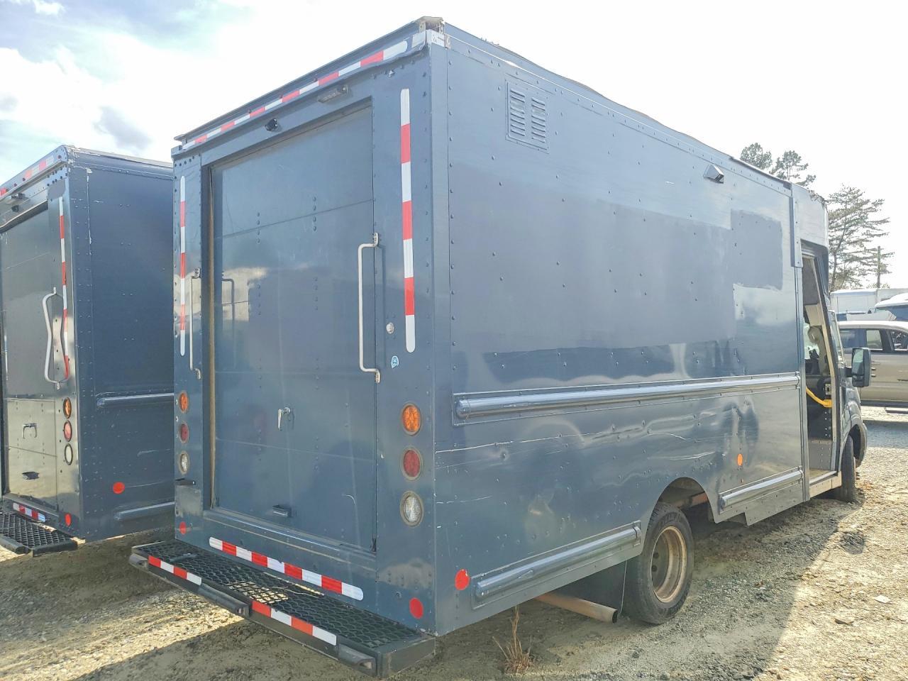 2021 Ford Transit Delivery Truck
