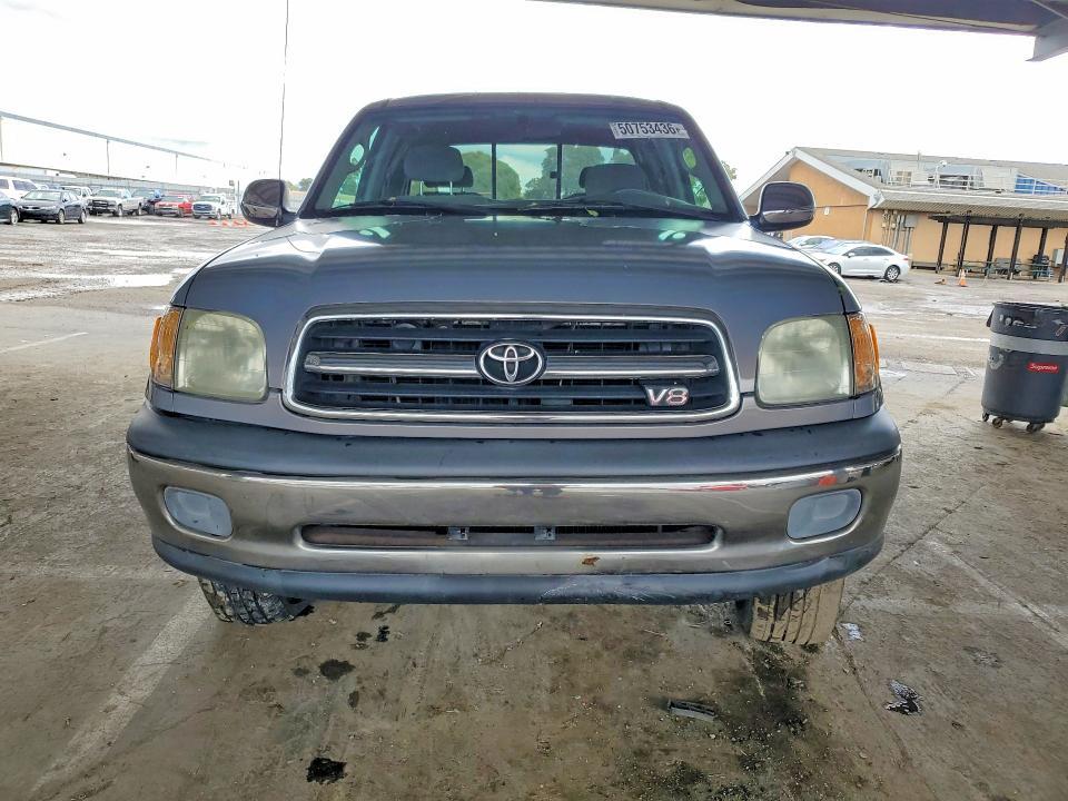 2002 Toyota Tundra SR5 V8