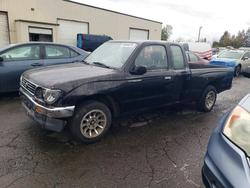 Salvage cars for sale from Copart Woodburn, OR: 1995 Toyota Tacoma Base