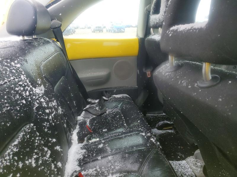 2002 Volkswagen New Beetle gl