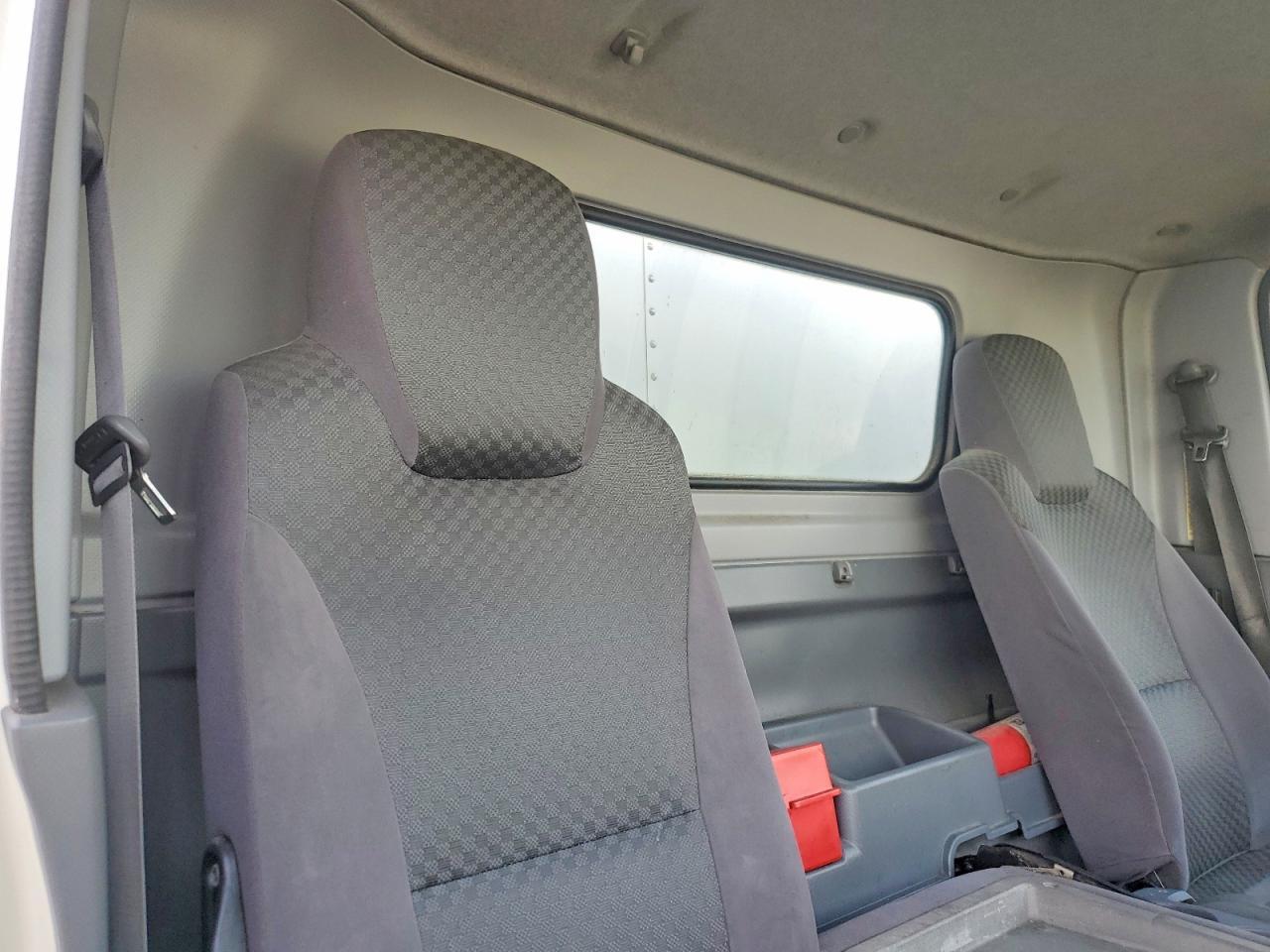 2015 Isuzu NQR Refrigerated BOX Truck