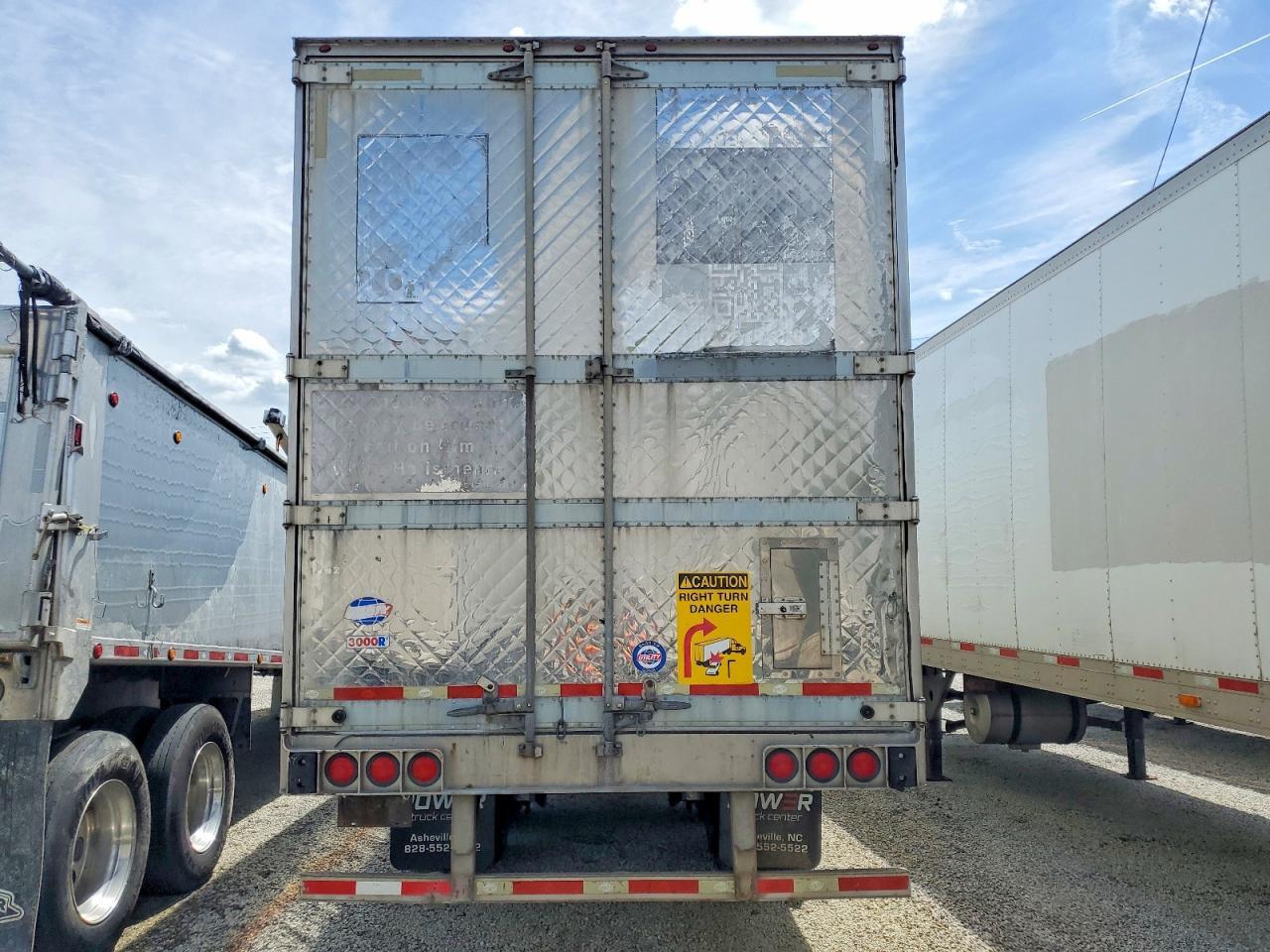 2014 Utility VS2RA Refrigerated Van Trailer