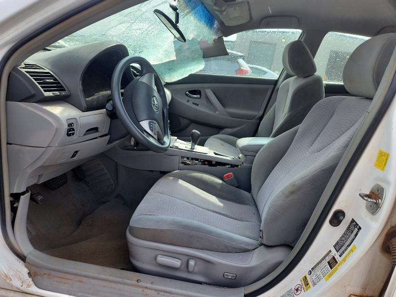2011 Toyota Camry le