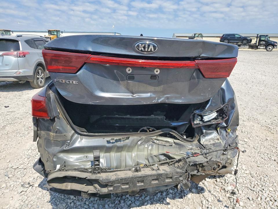 2020 KIA Forte lxs