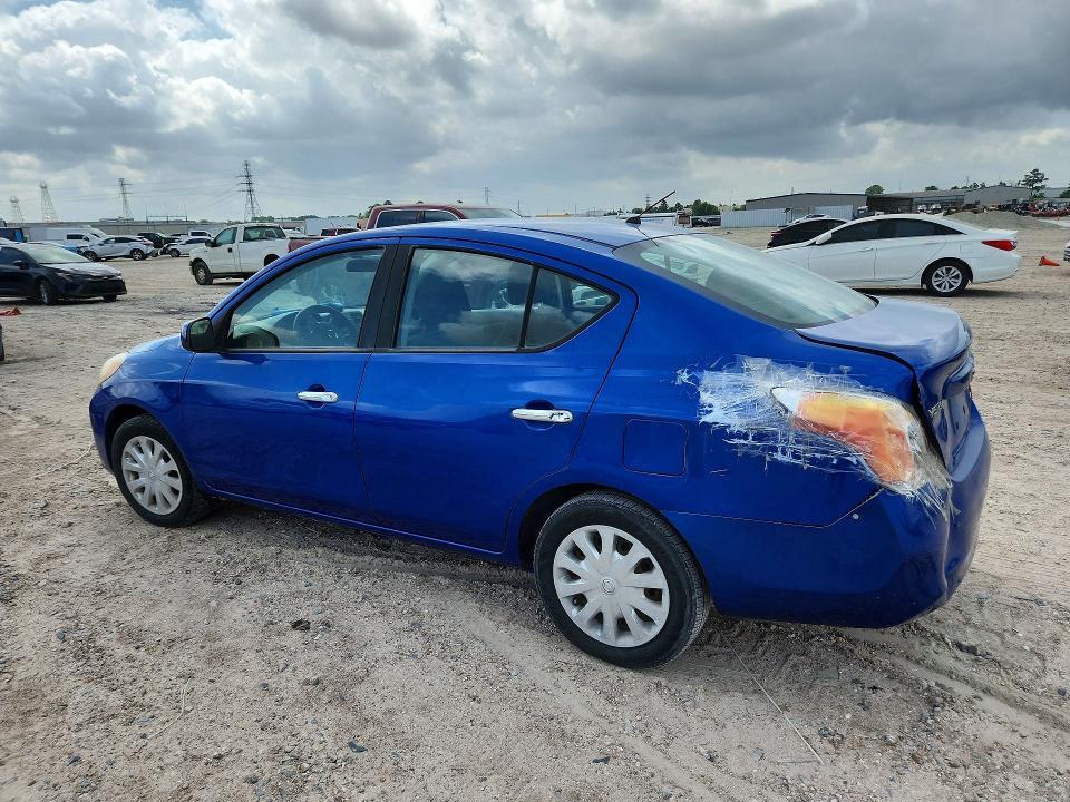 2012 Nissan Versa 1.6 s