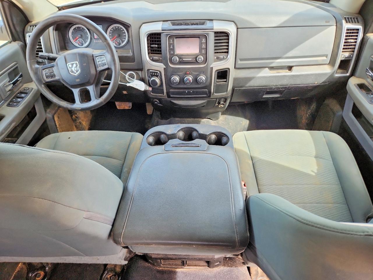 2020 Dodge RAM 1500 Classic SLT
