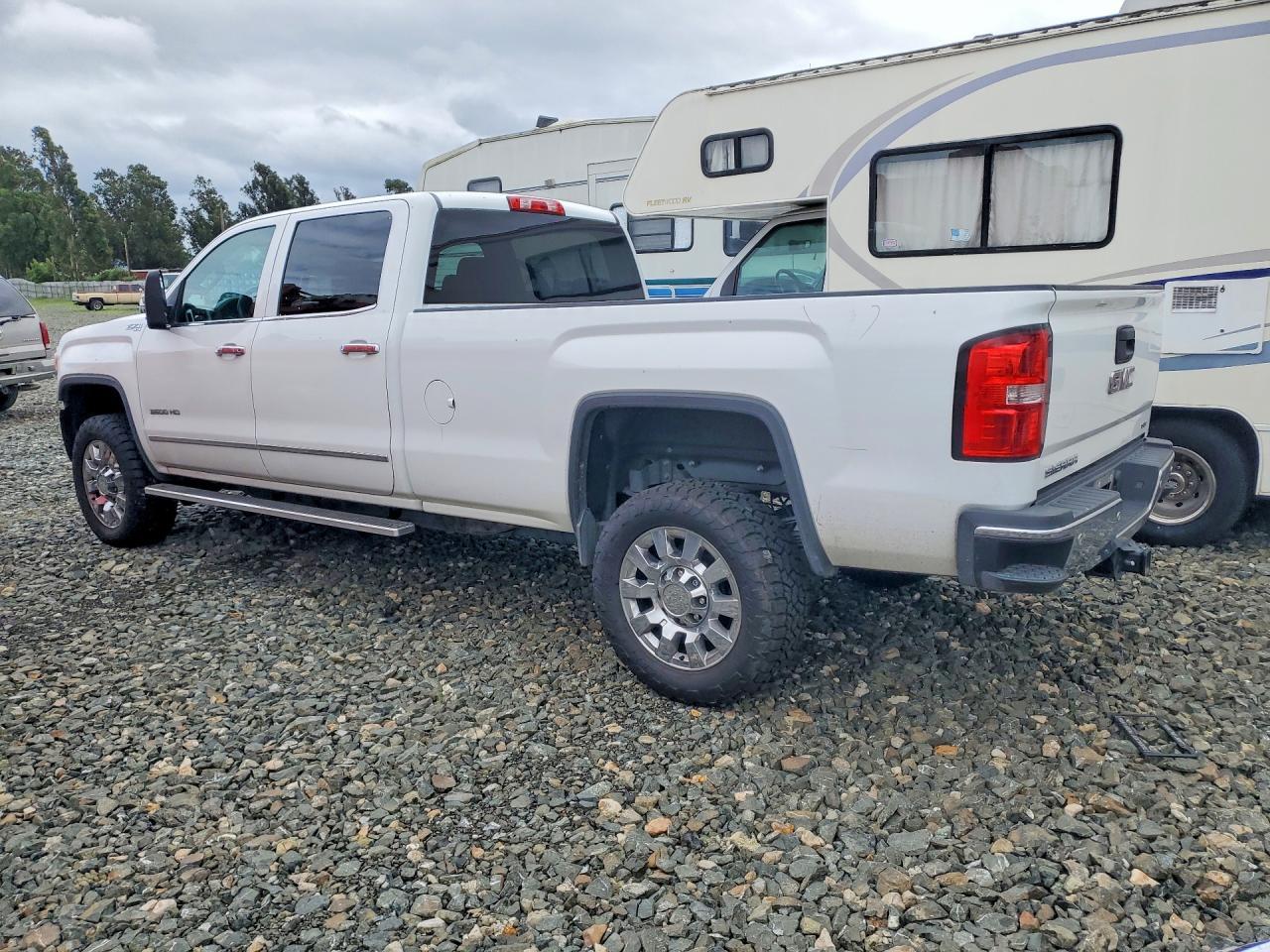 2015 GMC Sierra K3500 SLT