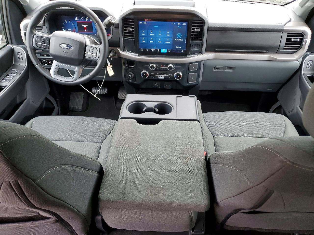 2025 Ford F150 XLT
