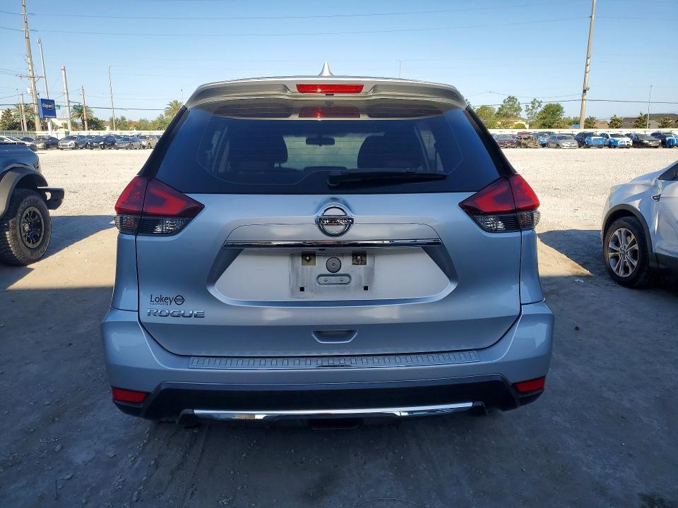2017 Nissan Rogue s