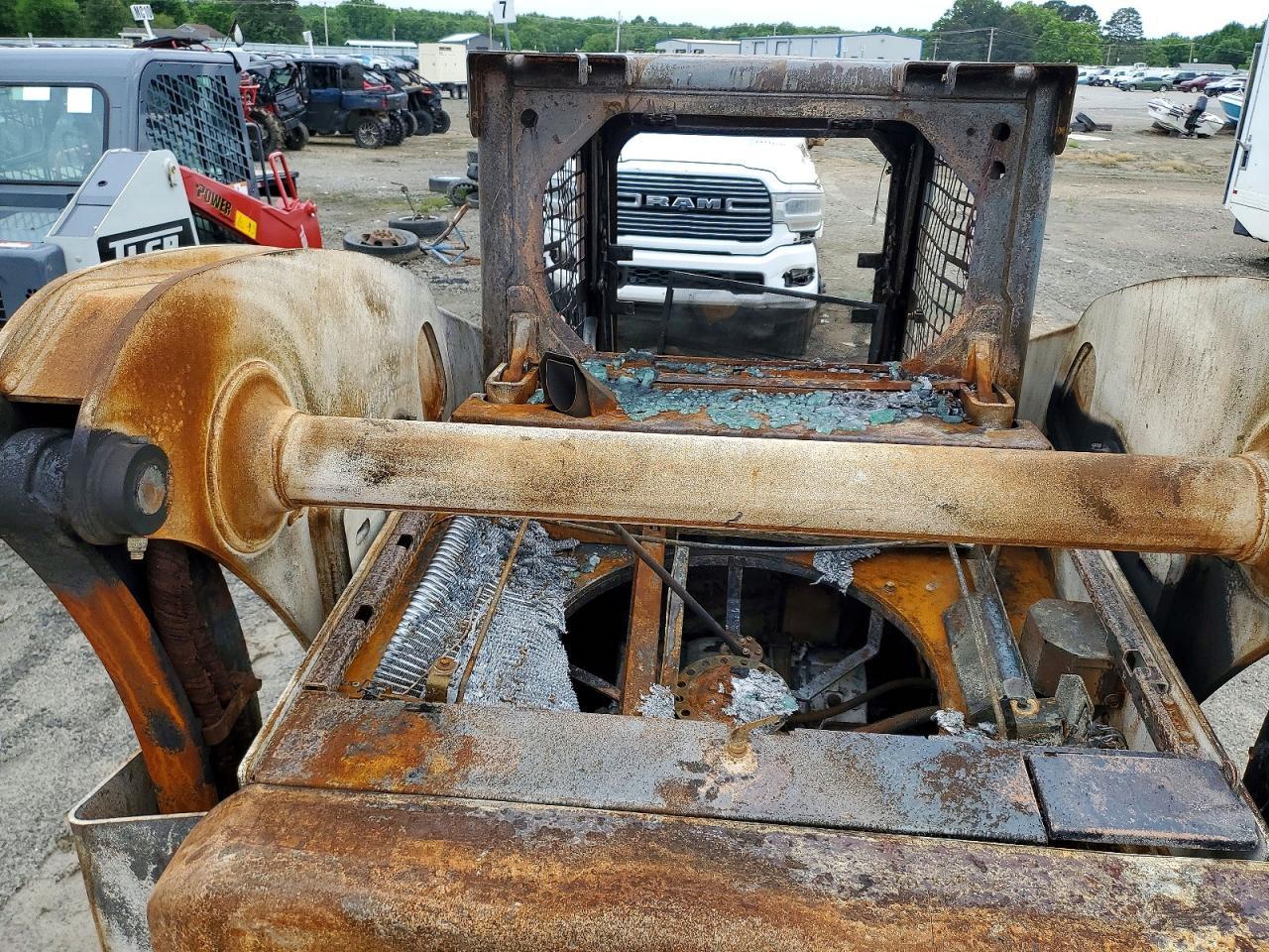 2021 Kubota SSV75PHFRC-Skidder