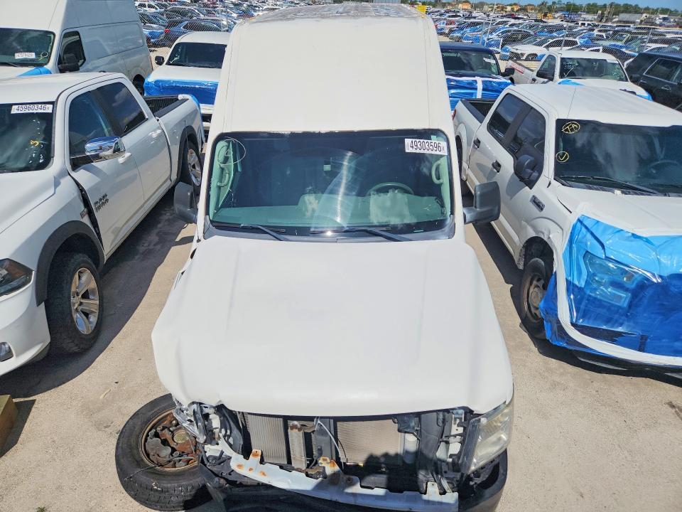 2016 Nissan NV 2500 HD S