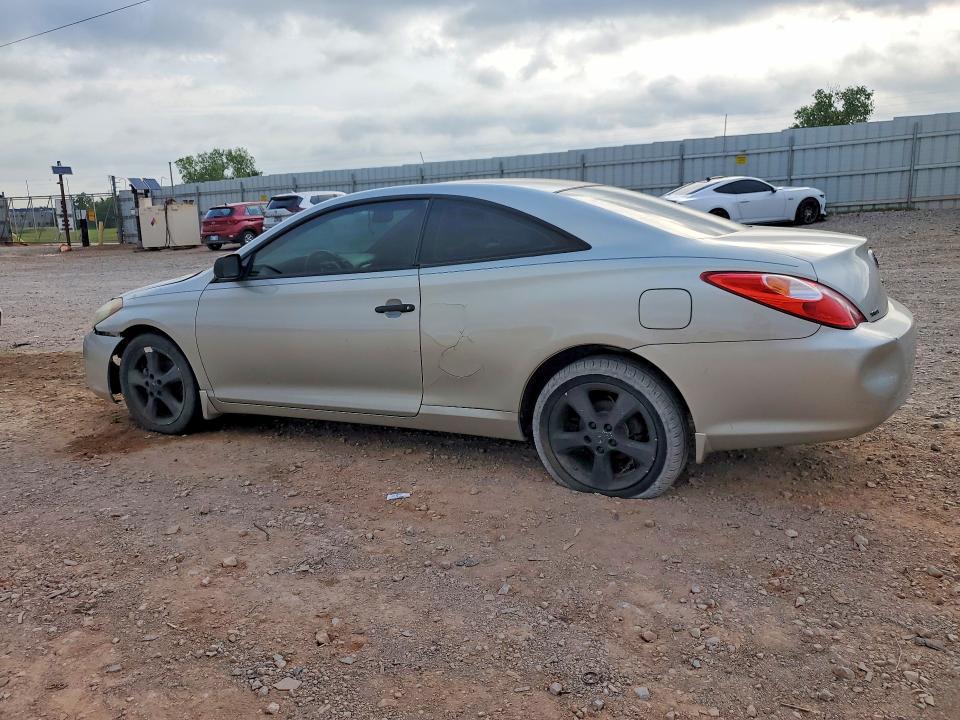 2004 Toyota Camry Solara sle V6