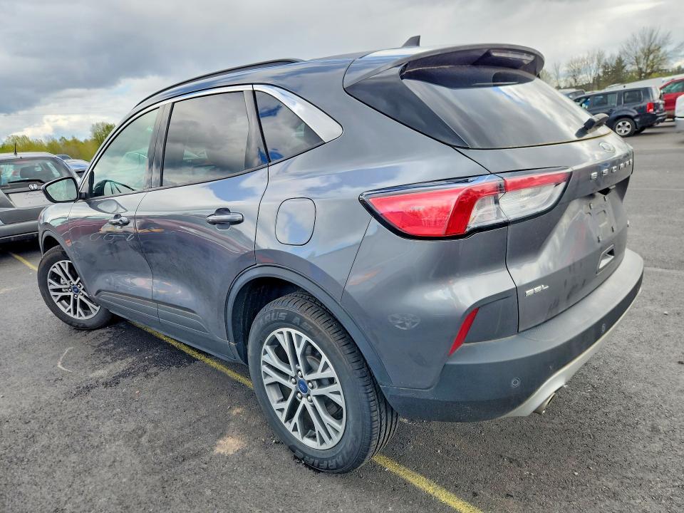 2021 Ford Escape sel