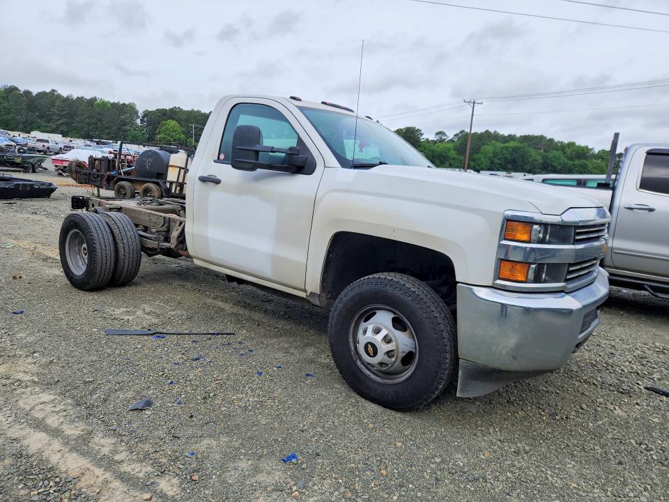 2016 Chevrolet Silverado Truck Cab AND Chassis