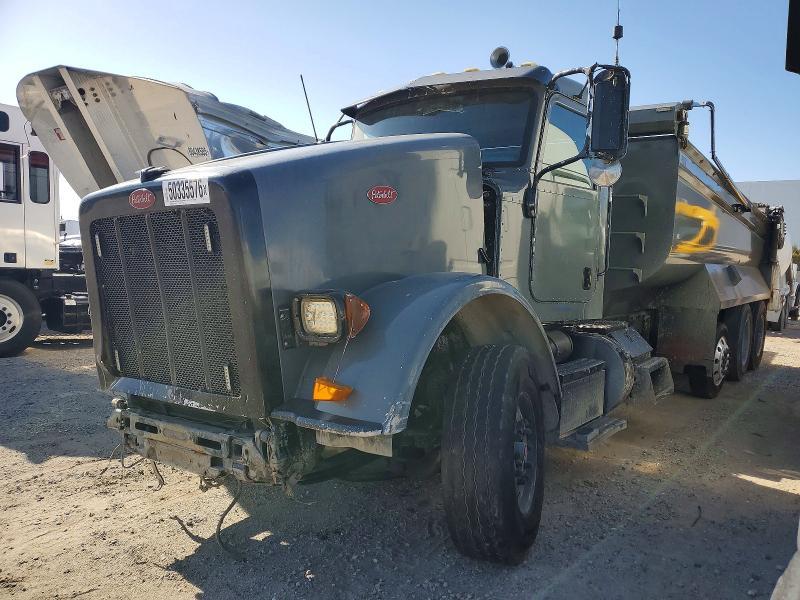 2014 Peterbilt 367 Dump Truck