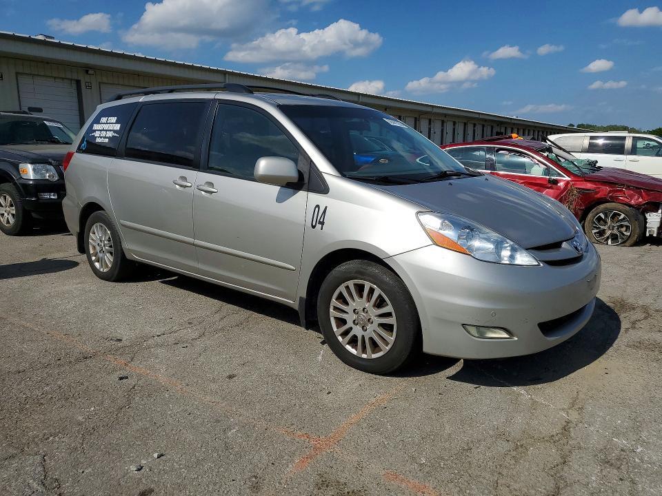 2010 Toyota Sienna xle
