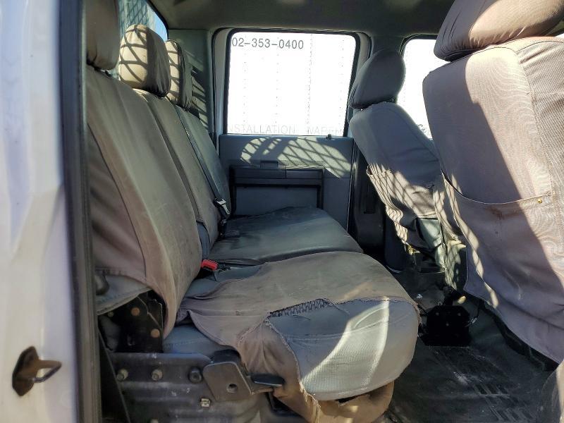 2016 Ford F550 Super Duty Flatbed Truck