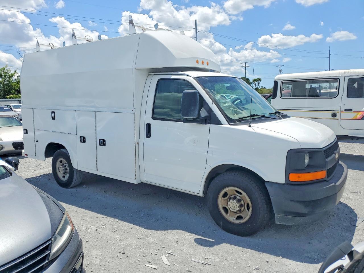 2017 Chevrolet Express G3500