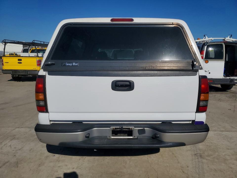 2005 GMC New Sierra K1500