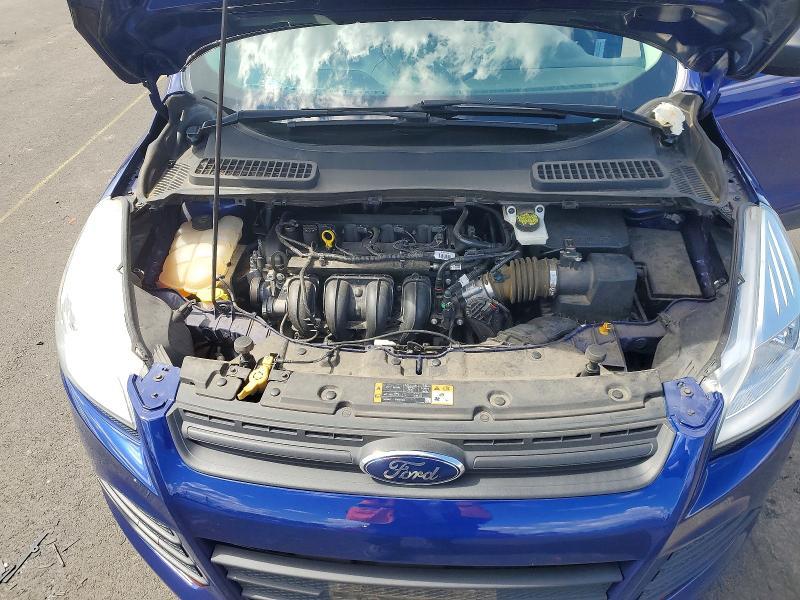 2016 Ford Escape s