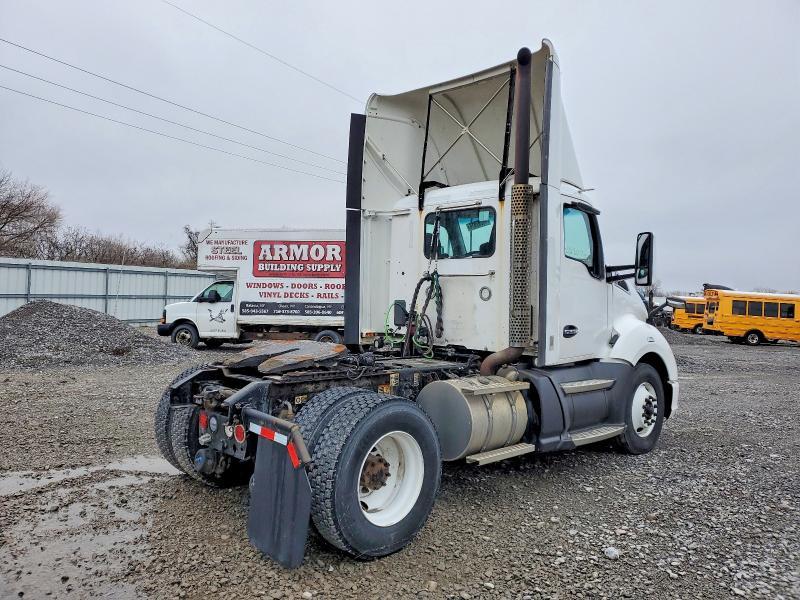 2017 Kenworth Construction T680