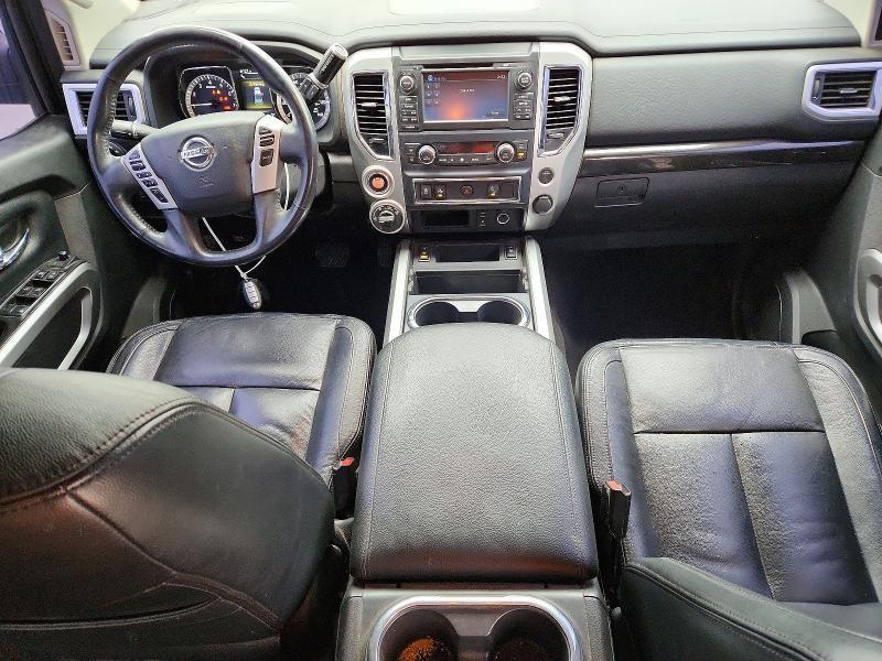 2017 Nissan Titan SV