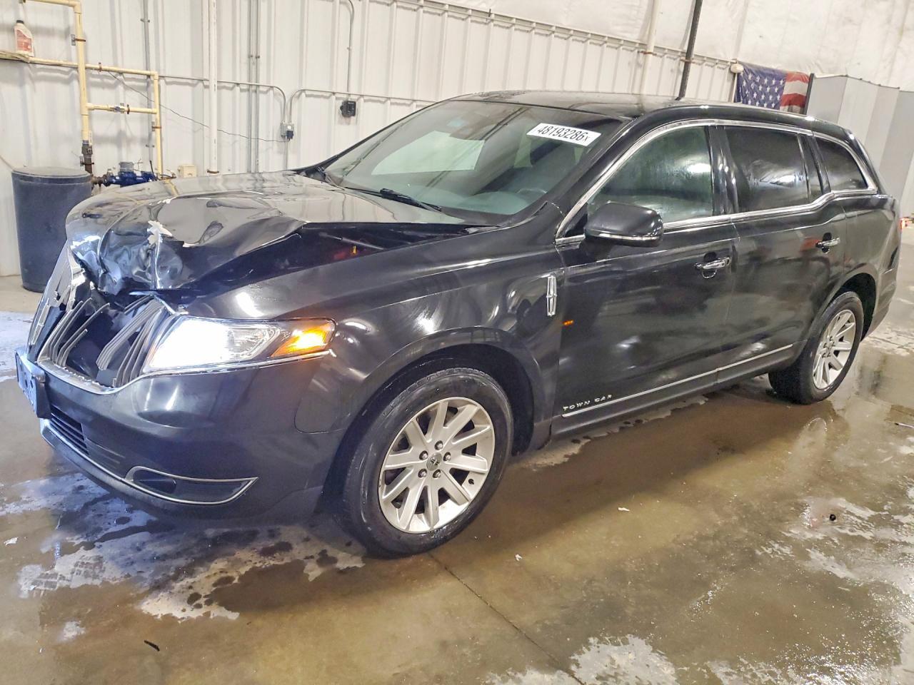 2015 Lincoln MKT