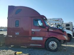 Salvage trucks for sale at Elmsdale, NS auction: 2019 Freigliner 2019 Frht Cascadia