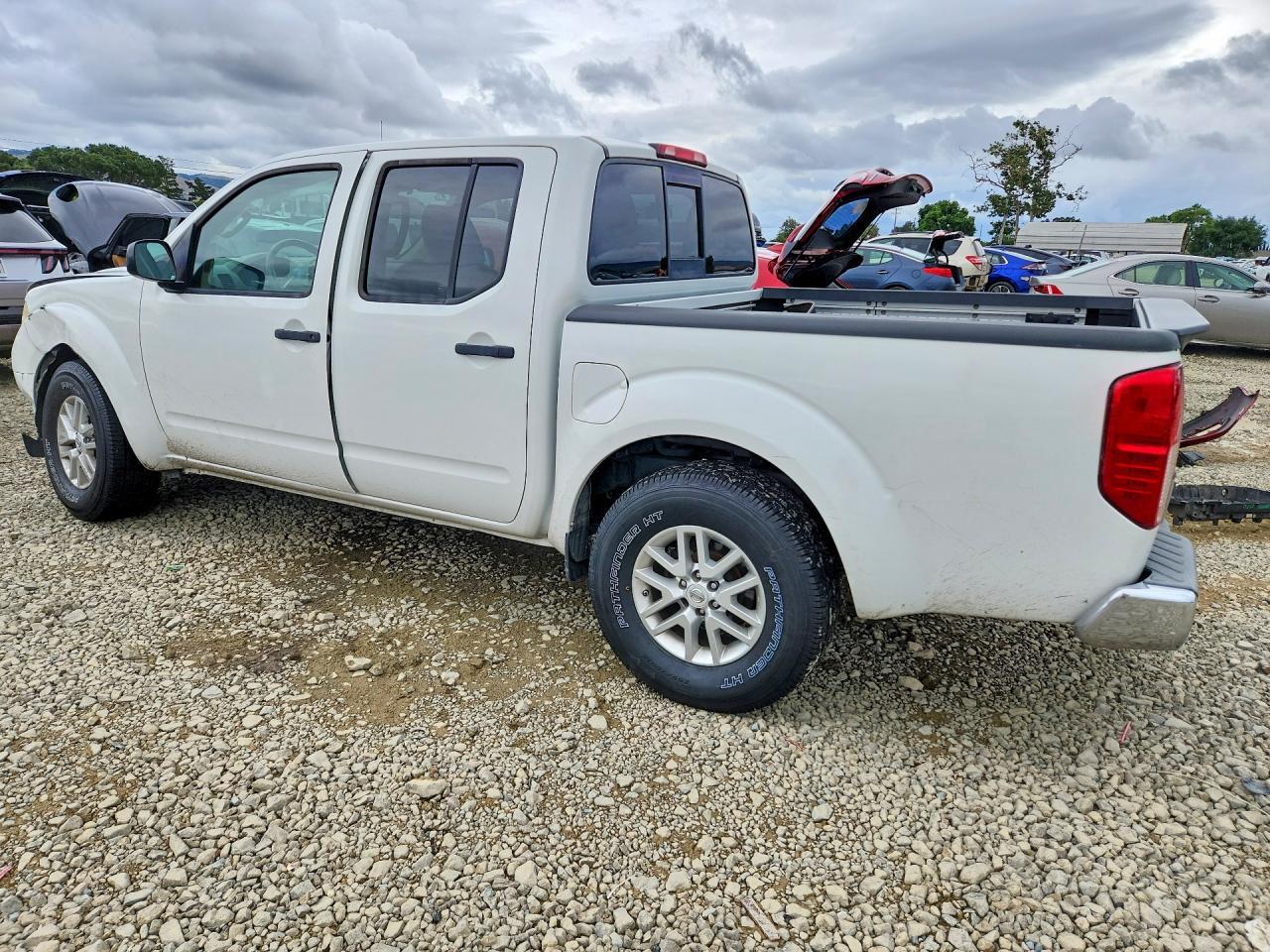 2017 Nissan Frontier SV