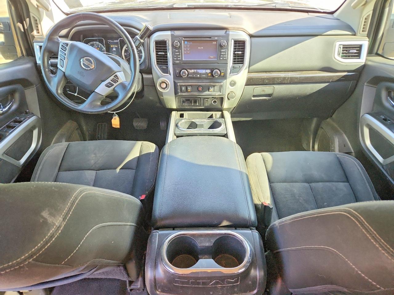 2018 Nissan Titan SV