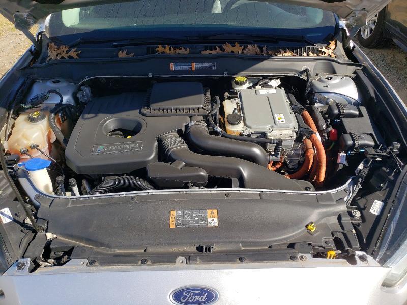 2016 Ford Fusion se Hybrid