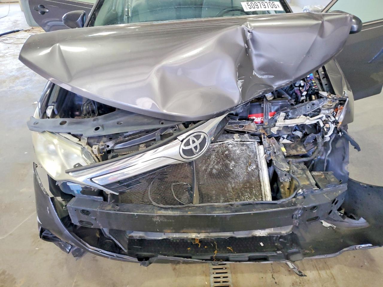 2014 Toyota Camry le
